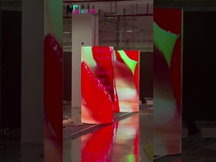 Display cilíndrico P4 para exteriores