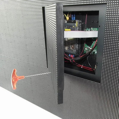 Módulo LED de servicio frontal con clasificación IP65 con un consumo máximo de energía de 600 W/m2 y una vida útil de 100000 horas